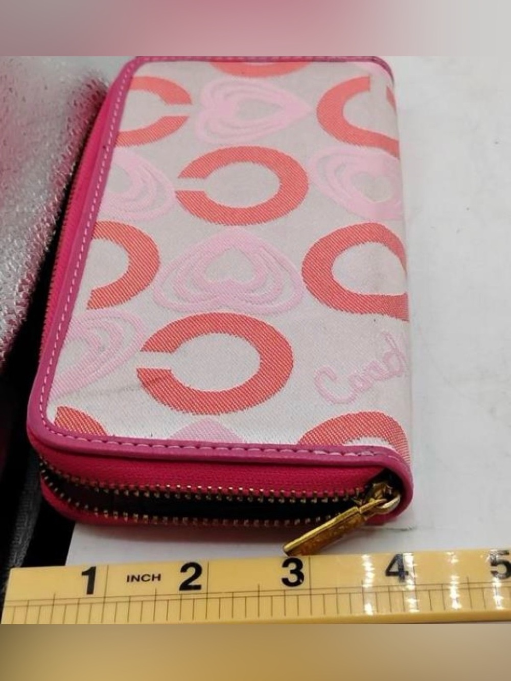 Coach Pink and White C🩷 Signature Zip Pouch - Picture 7 of 9